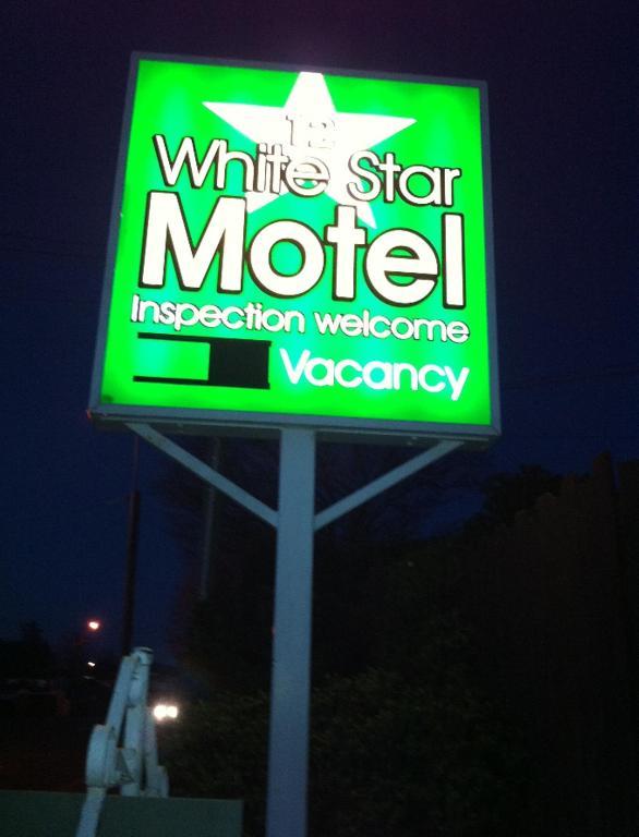 12 White Star Motel 提马鲁 外观 照片